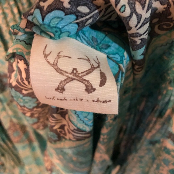 Spell and the Gypsy Aloha Fox Wrap Gown - Picture 6 of 8